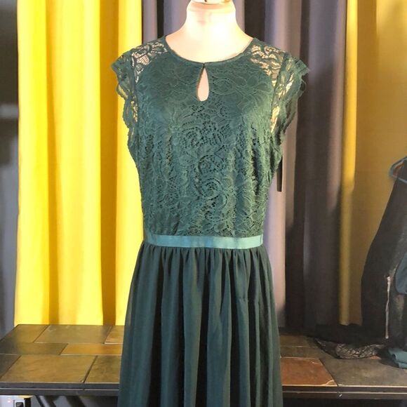 Dressy Star formal dark green bridesmaid/prom dress size large - Picture 1 of 9